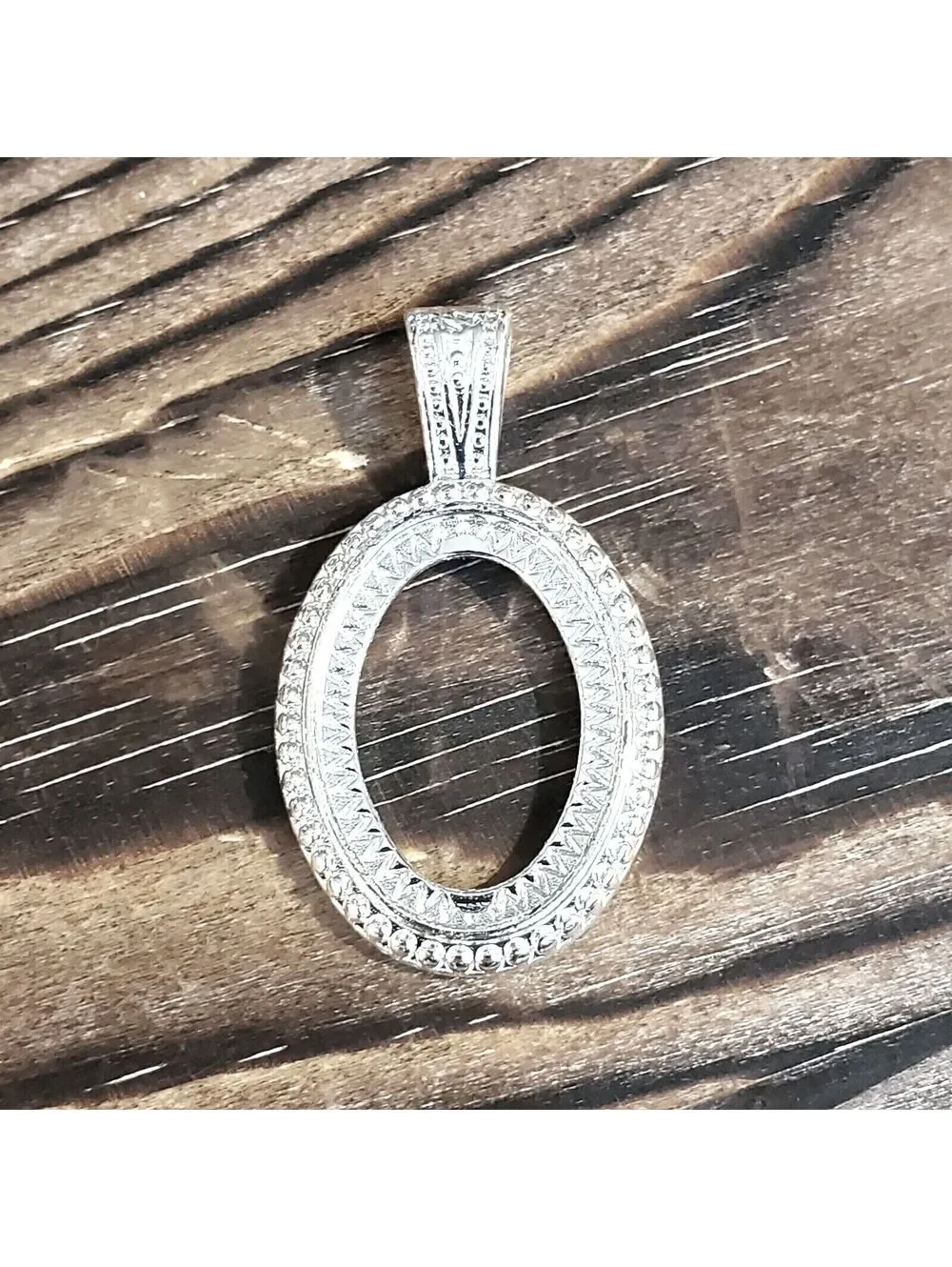Sterling Silver Plated Art Deco Dotted 25x18mm Oval Cabochon Pendant Setting